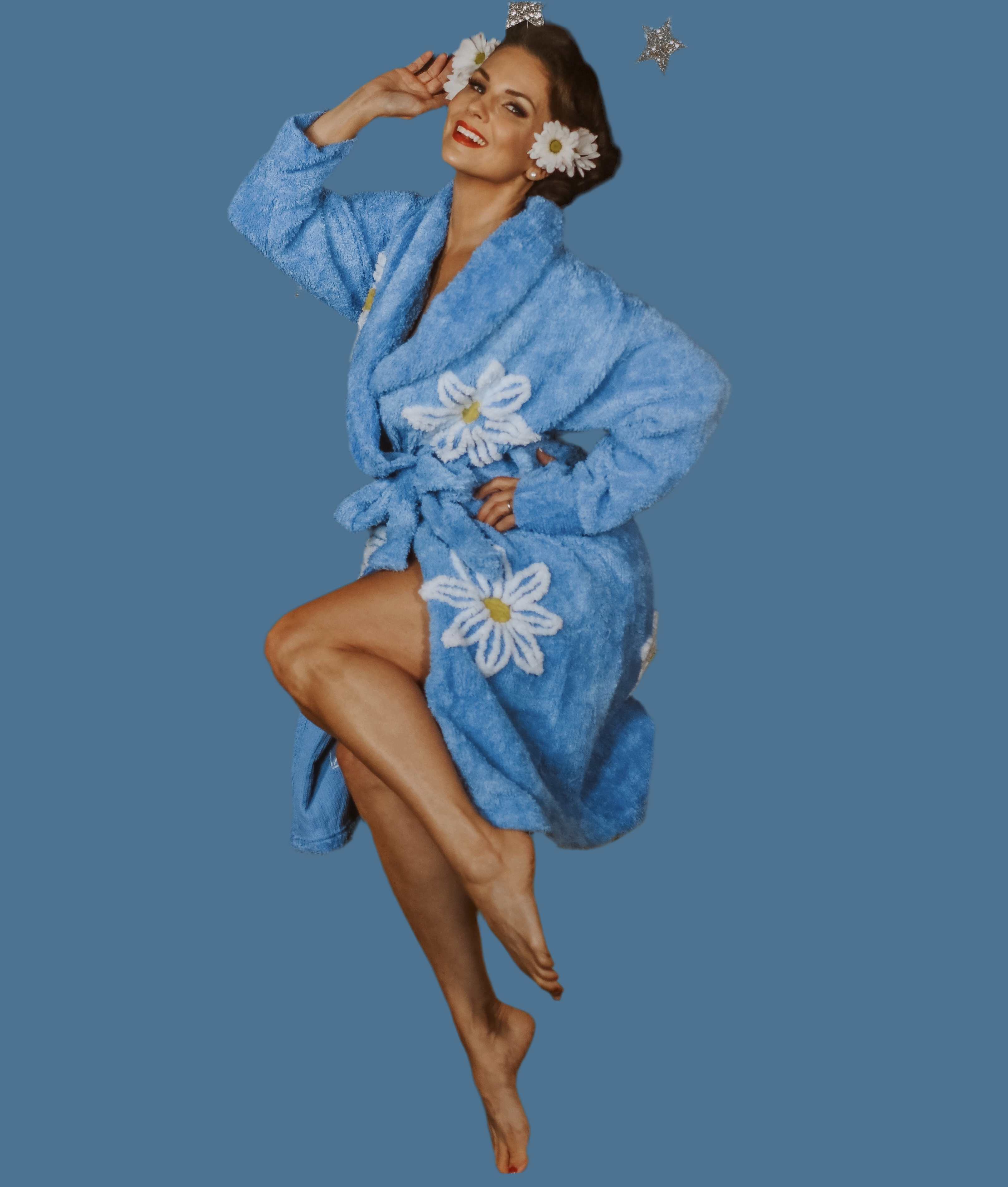 Falling Daisies Chenille Robe in Bedroom Blue