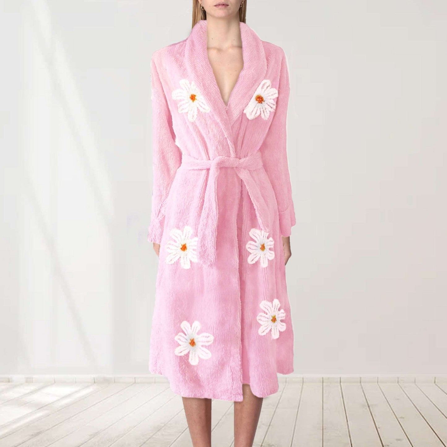 Falling Daisies Chenille Robe in Lipstick Pink