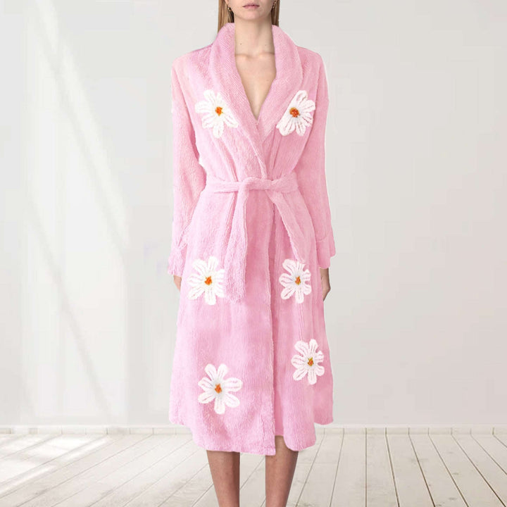 Falling Daisies Chenille Robe in Lipstick Pink