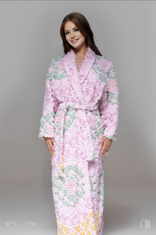 Rare Beautiful “Auntie Em” Chenille Gown in Slipper Pink 2025