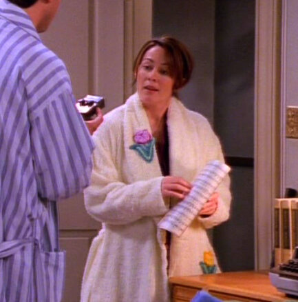 Everybody loves Raymond TipToe thru the Tulips Robe