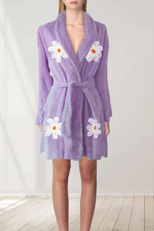 Falling Daisy Robe Kimono in lilac